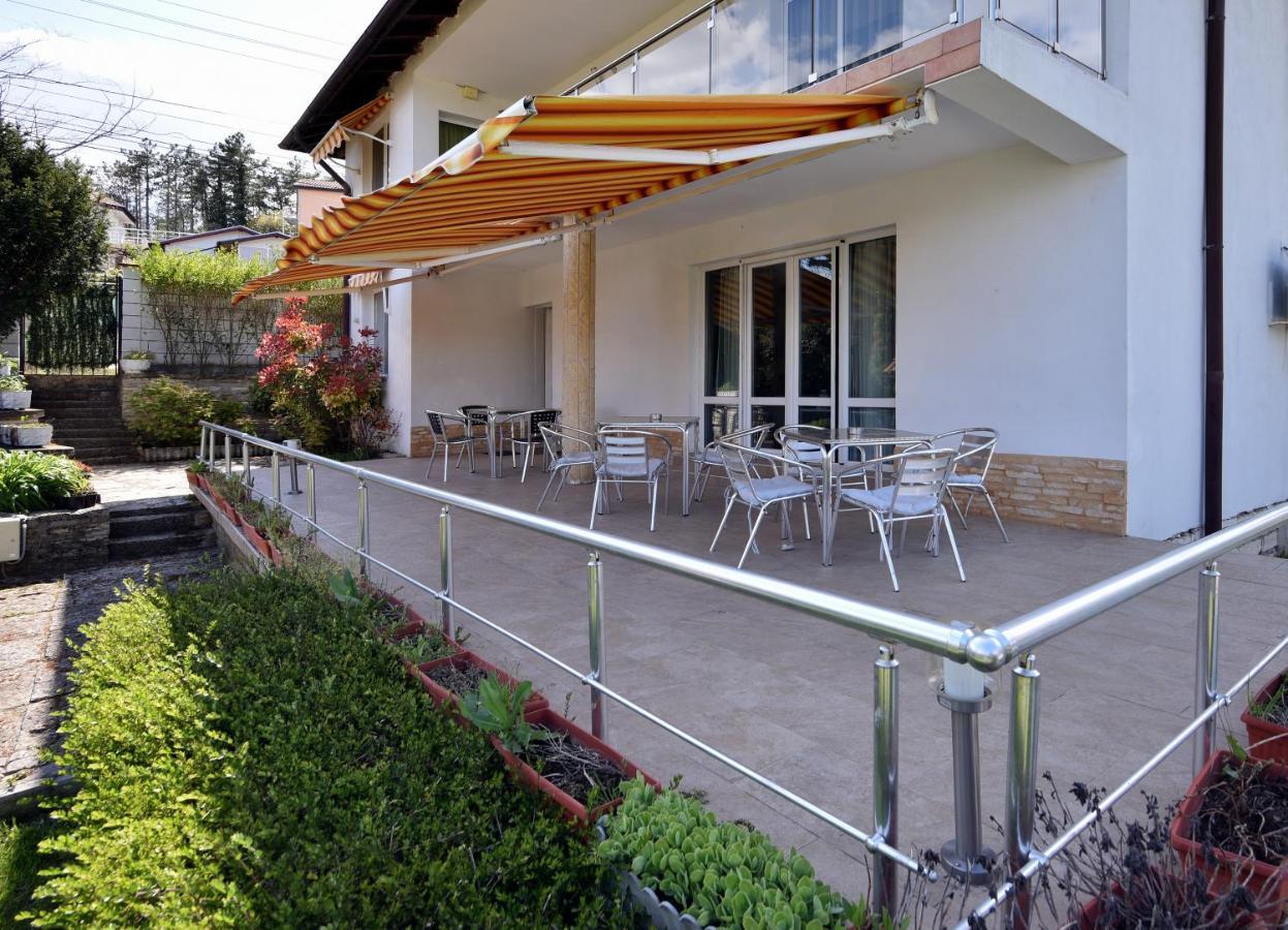 Villa Holiday Bałczik Zewnętrze zdjęcie