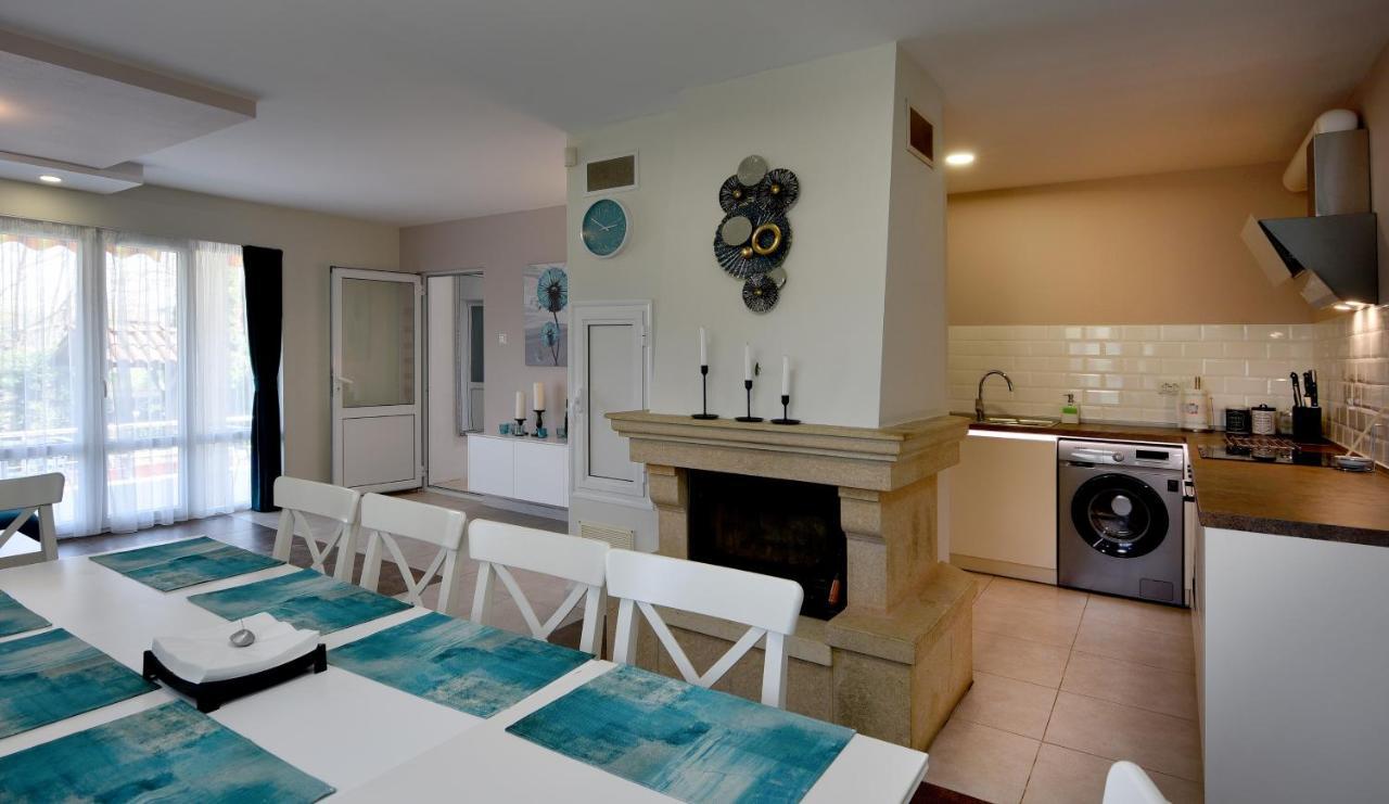 Villa Holiday Bałczik Zewnętrze zdjęcie