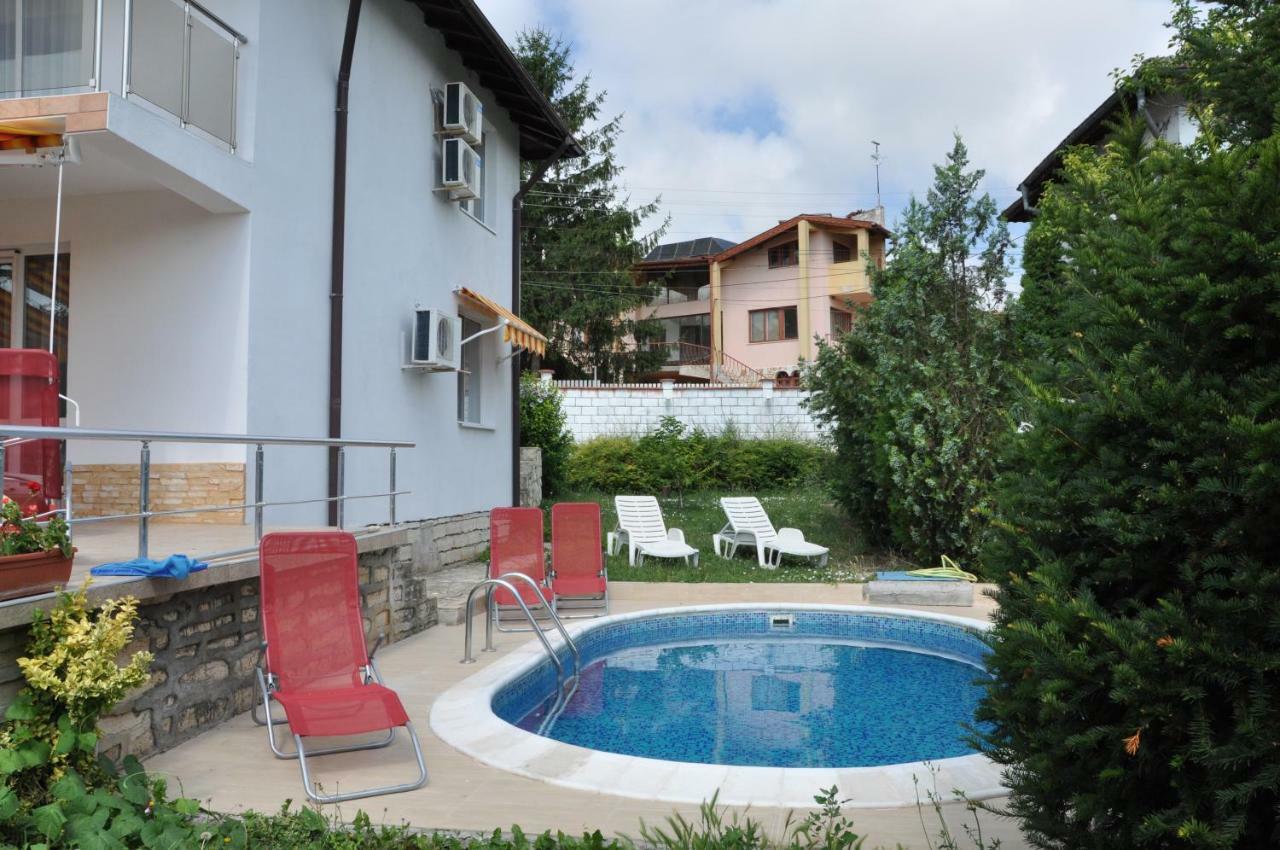 Villa Holiday Bałczik Zewnętrze zdjęcie